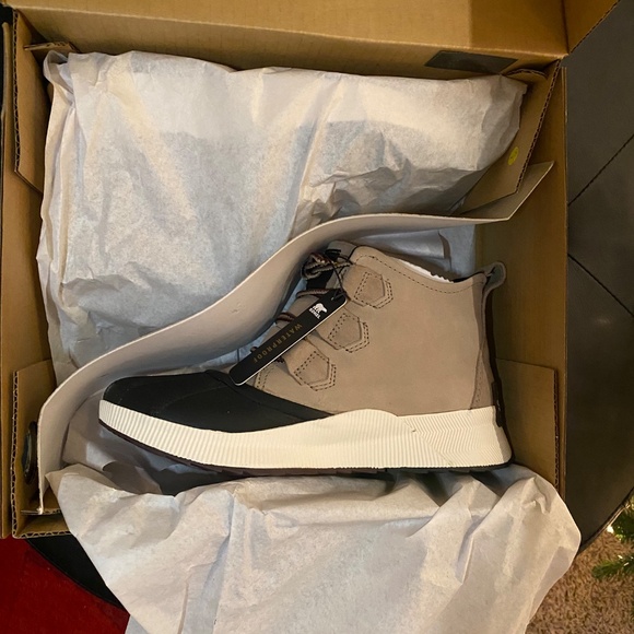 Sorel Boots/Booties - Out N About III - Picture 7 of 8